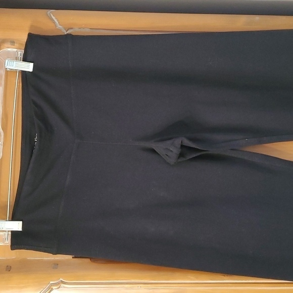 Calvin Klein leggings black size large. Boot cut. Great for gym, Activewear. - Picture 2 of 7